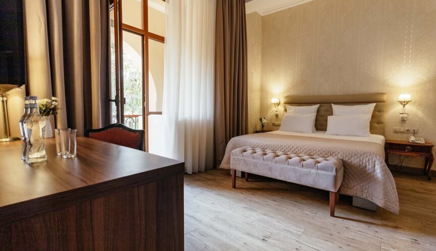 Сьют 2-комнатный с балконом Гл.корп